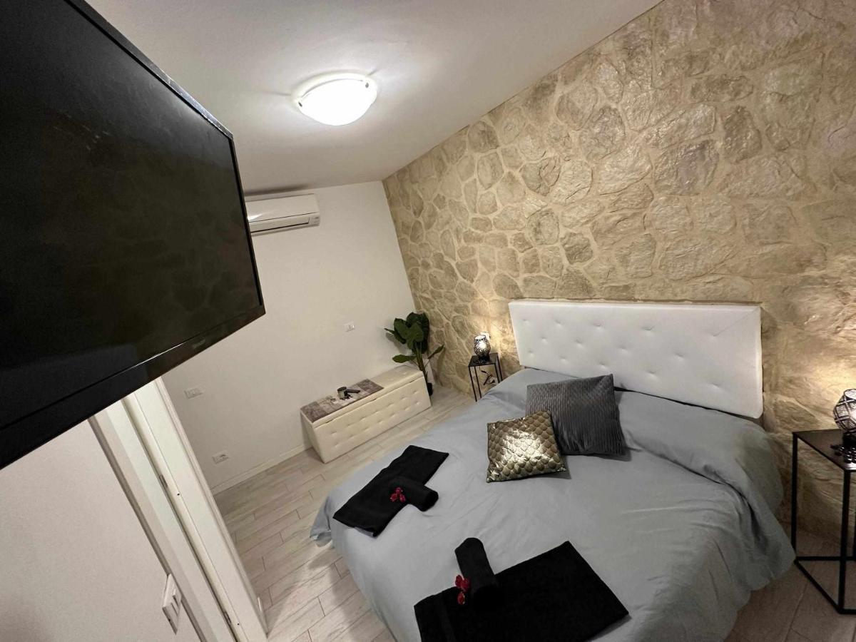 Destiny Home 3 Verona Borgo Roma 외부 사진